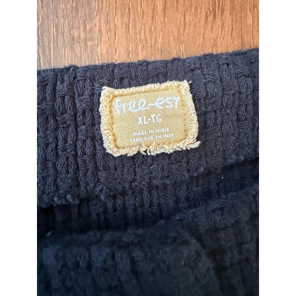 Free People Free-est Coastal Classy Tank Top Black Sz XL Cotton Waffle Button - Picture 5 of 6